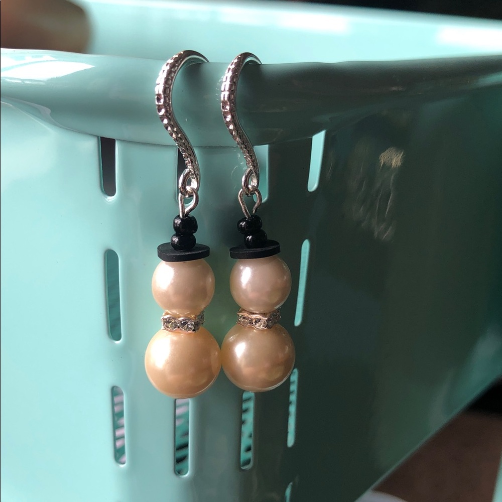 Elegant Pearl Drop Earrings